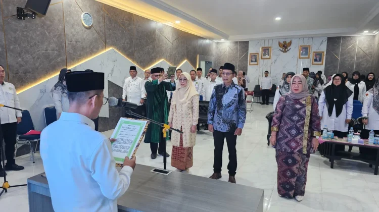 Lantik Kepala Madrasah, Kakanwil Kemenag Sumsel Ingatkan Pentingnya Doa Pasangan