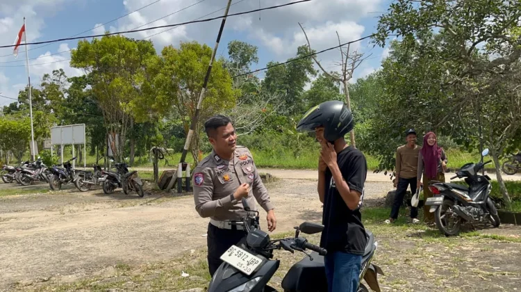 Polres Banyuasin Gencarkan Edukasi Safety Driving ke Pengendara
