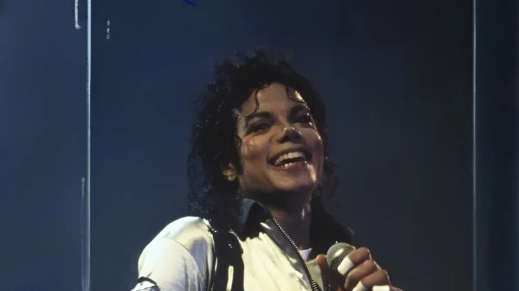 Album 'Thriller' Michael Jackson Kembali Puncaki Tangga Lagu R&B/Hip-Hop