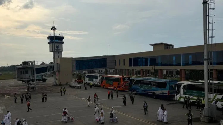 Embarkasi Palembang Tuntas, 16 Kloter Haji Diberangkatkan