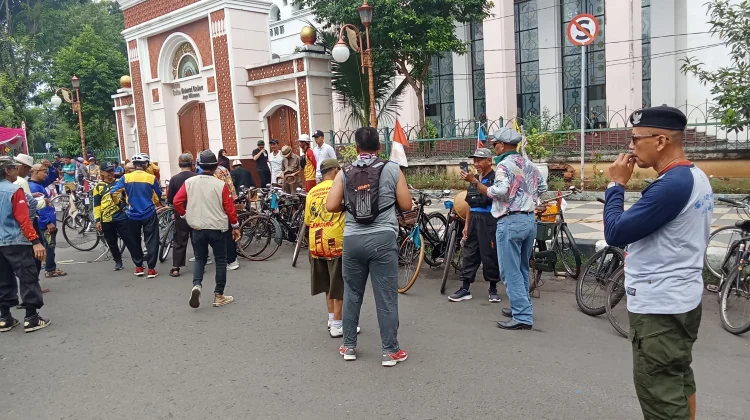 Sepeda Tua KOSTI Sumsel Curi Perhatian di CFD Palembang