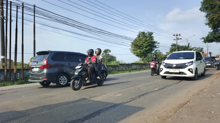 Jalinsum Talang Kelapa Kian Rusak, Pengendara Resah