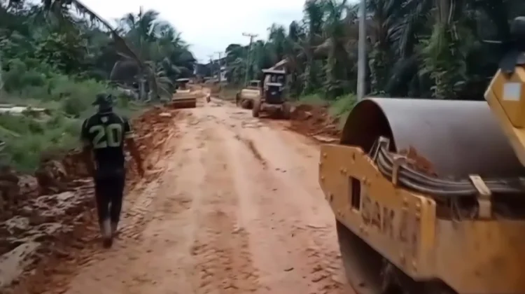 Warga Muba Apresiasi Gerak Cepat Perbaikan Jalan Keramat Jaya