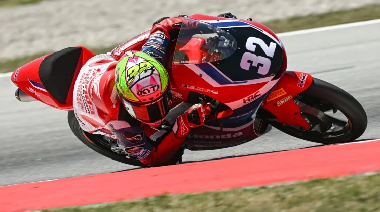 Ramadhipa Cetak Debut Gemilang di Moto3 Junior World Barcelona