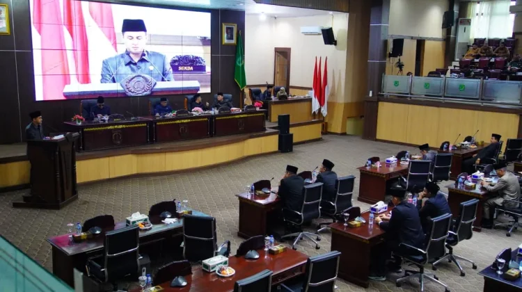 Tujuh Fraksi DPRD Muba Dukung Raperda Pajak