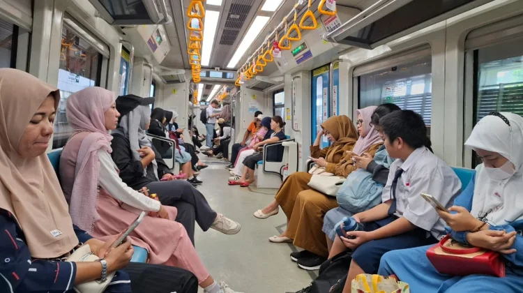 Dua Hari Libur Iduladha, Hampir 20 Ribu Orang Naik LRT Sumsel