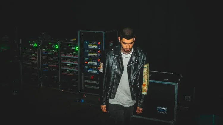 Zayn Malik Bentak Pria yang Halangi Jalannya di Kerumunan