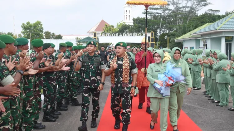 Kunker ke Kodim 0430/Banyuasin, Danrem 044/Gapo Ingatkan Keharmonisan Keluarga