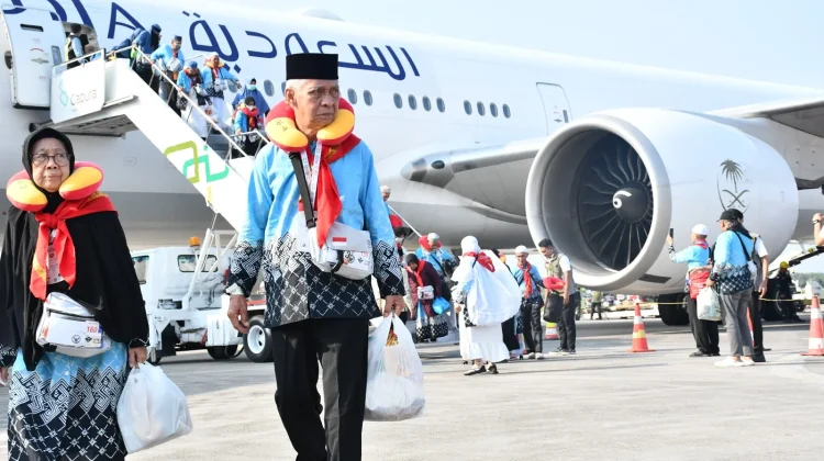 Wagub Cik Ujang Sambut Kepulangan 443 Jemaah Haji Kloter Dua