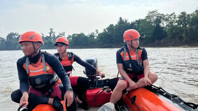 Bocah 11 Tahun Hanyut di Sungai Musi Belum Ditemukan