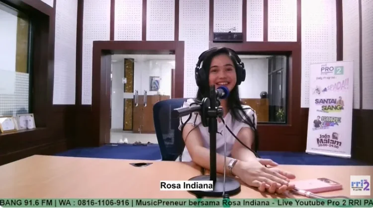 Rosa Indiana Konsisten Kenalkan Lagu Pop Daerah Sumsel