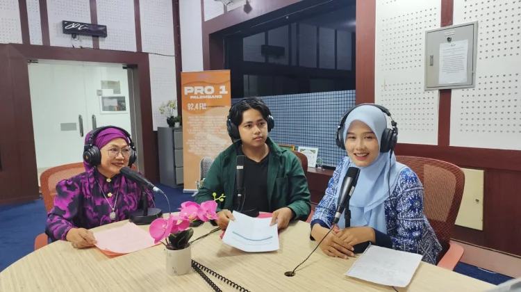 Mencintai Pancasila dan Sastra Melalui Karya Puisi