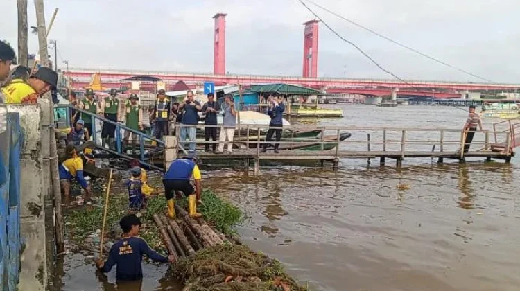 Peringati Hari Laut Sedunia: Mikroplastik Sungai Musi Ancam Kesehatan