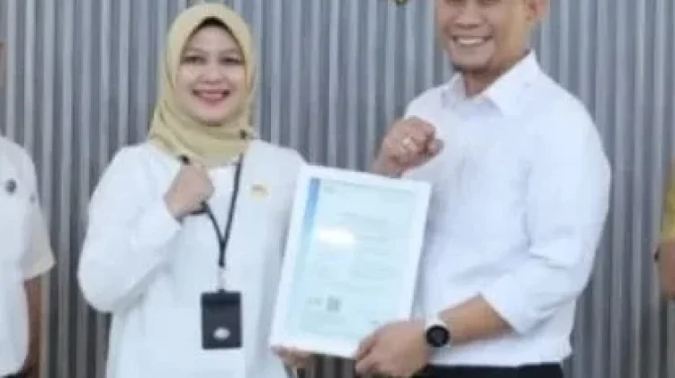 Pasar Simpang Periuk Lubuklinggau Terima Sertifikat SNI