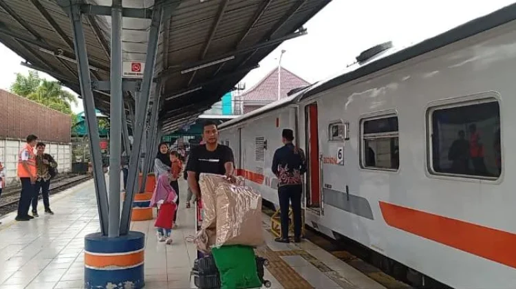 KAI Palembang Siapkan 21.096 Kursi Sambut Libur Tahun Baru Islam