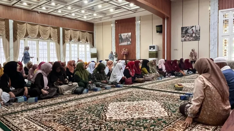 Pengajian Rutin Perkuat Soliditas TP PKK Palembang