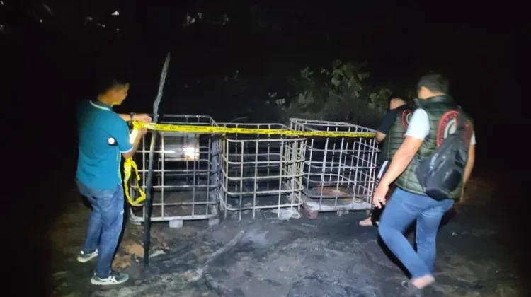 Polisi Selidiki Penyebab Terbakarnya Penampungan Minyak Mentah Muba