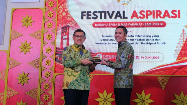 Wali Kota Palembang Ajak DPR RI Cari Solusi Banjir Palembang