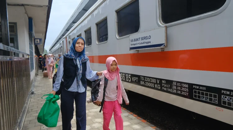 Hari Ketiga Libur Panjang, Penumpang Kereta Api Palembang Tembus 28 Ribu