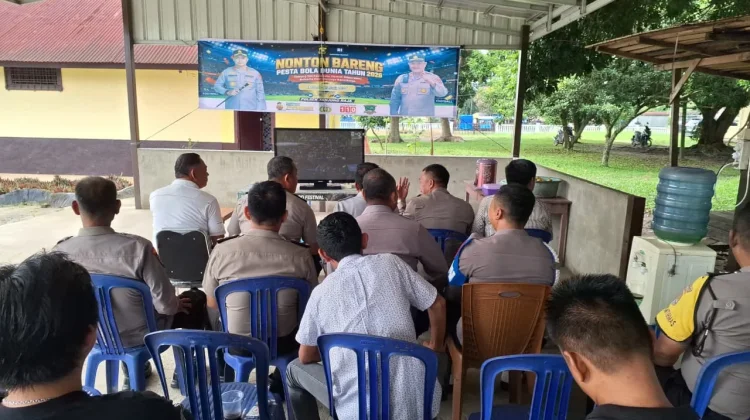 Polsek Tanjung Raja Gelar Nobar Piala Dunia Argentina vs Algeria