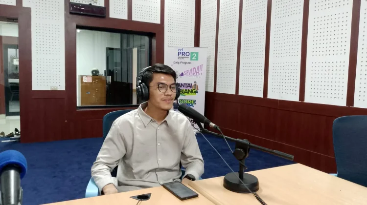 Tidak Hanya Lantai Licin, Ini Penyebab Lansia Jatuh di Kamar Mandi