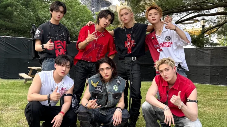 Stray Kids Umumkan Album Baru THIS & THAT