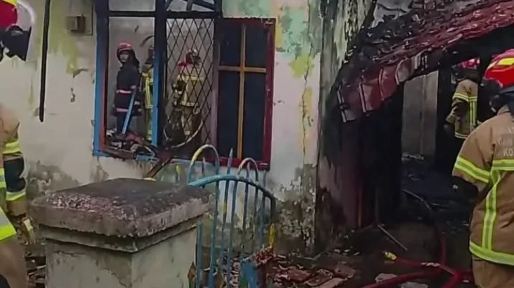 Tiga Anak di Lorong Jambu Gandus Nyaris Jadi Korban Kebakaran
