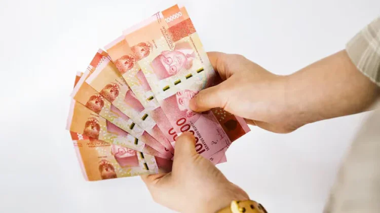 Dolar Menguat, Begini Cara Menjaga Keuangan Rumah Tangga Tetap Stabil