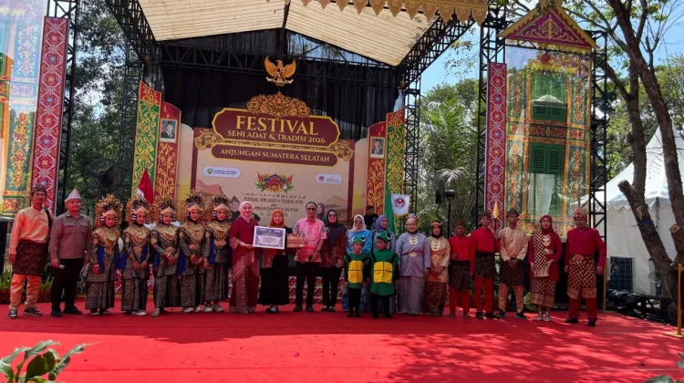 Sanggar Beremben Besi Tampilkan Ande-Ande Panjang di Festival Seni Tradisi Sumsel