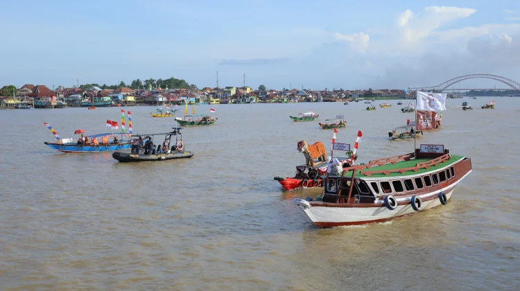 Parade Ketek Hias Semarakkan Budaya Sungai Musi