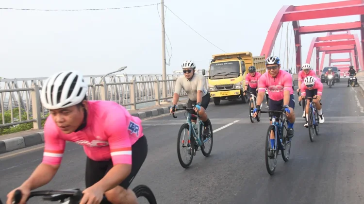 HUT Polri, Korem 044/Gapo Kolaborasi Gelar Gowes Bersama