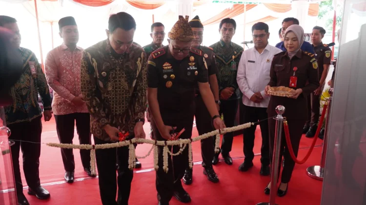 Gedung Baru Kejari OKI Diresmikan, Kajati: Kantor Megah Kinerja Jangan Turun