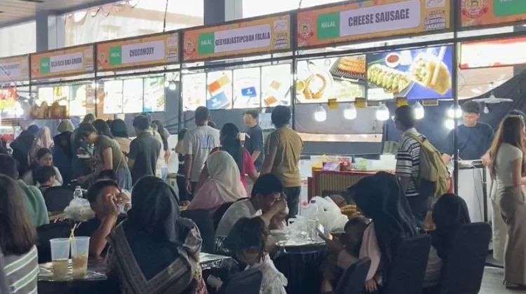 Festival Kuliner Gang Senggol Jakarta Viral Ramai Pengunjung