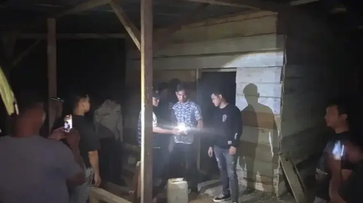 Viral Video Polisi Gerebek Pondok Transaksi Narkoba di Musi Rawas