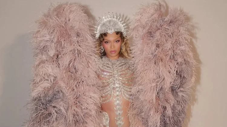 Beyoncé Rilis Lagu Baru "Morning Dew (Donk)"