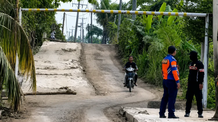 Bupati Banyuasin Dukung Warga Portal Jalan Sungai Dua–RSA