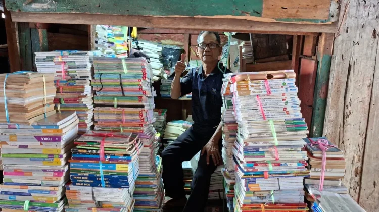 Tiga Dekade Berdiri, Toko Buku Bekas Muslim Bertahan di Tengah Gempuran Toko Online
