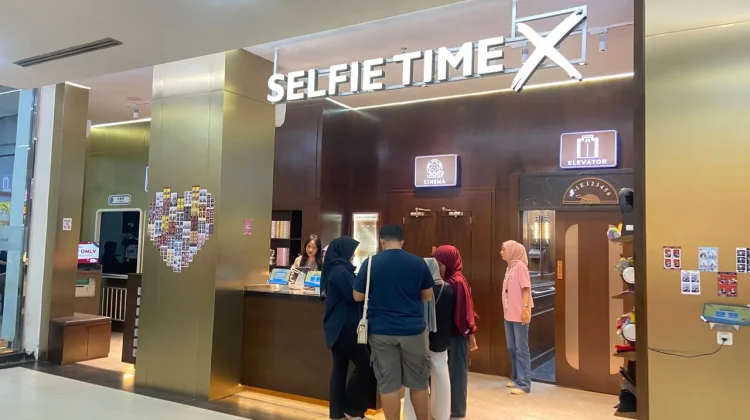 Intip Serunya Tren Photobox Estetik Mandiri di Selfie Time X
