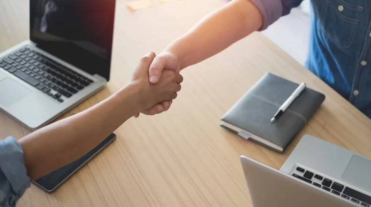 Strategi Follow Up yang Efektif untuk Meningkatkan Peluang Closing Penjualan