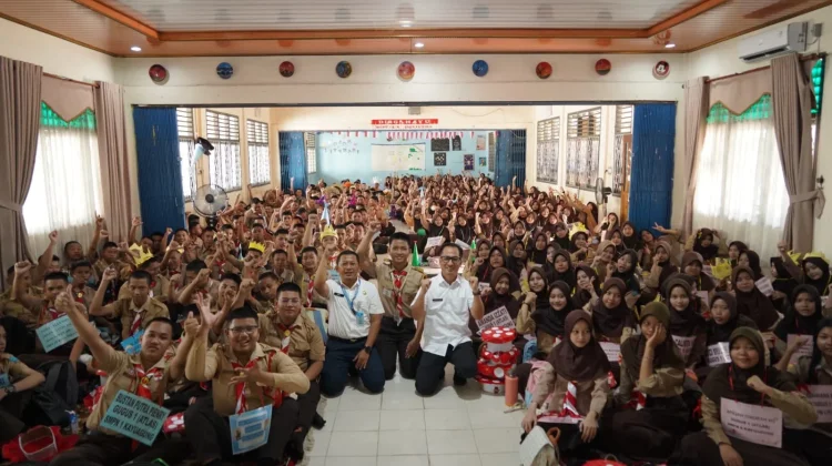Diskominfo OKI Bekali Siswa SMA Negeri 1 Kayuagung Etika Digital di MPLS