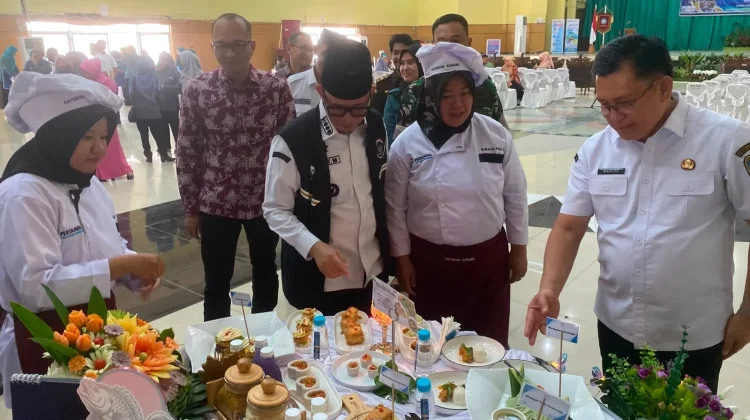 Bupati OKU Ajak Masyarakat Gemar Makan Ikan untuk Cegah Stunting