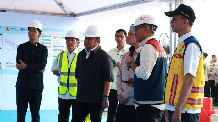 Wapres RI Gibran Tinjau Progres Akhir Jembatan Musi V