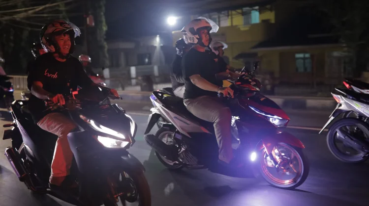 Astra Motor Sumsel Gelar Night Ride Sekaligus Kenalkan Vario Evo 160