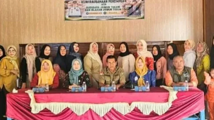 Perempuan Muara Enim Belajar Kewirausahaan Jamur Tiram