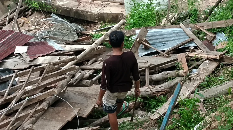 Longsor di Muba Robohkan Tiga Rumah, 100 Rumah Terancam Abrasi