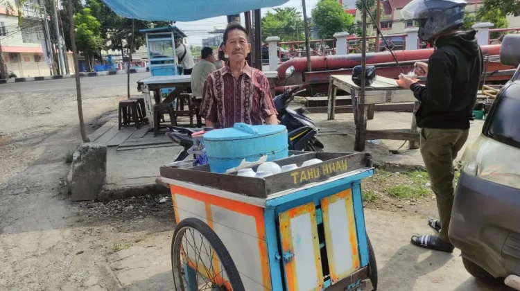 Jaga Warisan Kuliner Tradisional, Jajanan Kembang Tahu Tetap Diminati