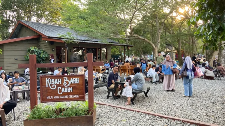 Kisah Baru Cabin Jadi Kafe Viral Bernuansa Kabin di Palembang