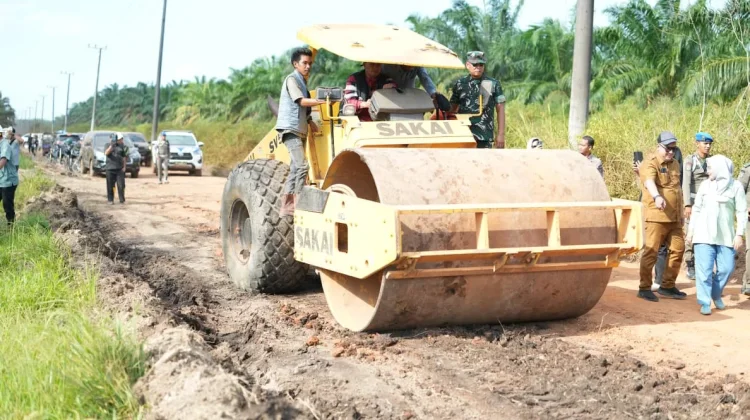 Jalan Prambahan Disiapkan Hubungkan Air Kumbang dan Air Salek