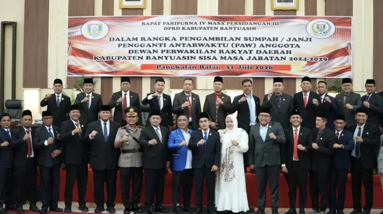 Pelantikan PAW DPRD, Askolani Dorong Sinergi Percepat Pembangunan