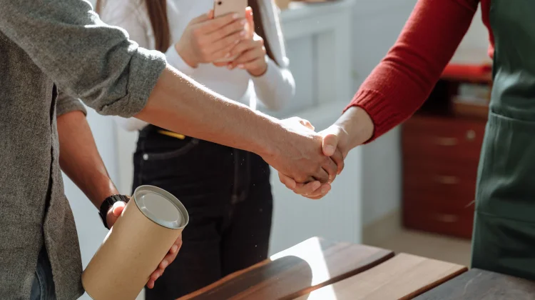 Menangkan Hati Konsumen lewat Kepercayaan yang Kuat